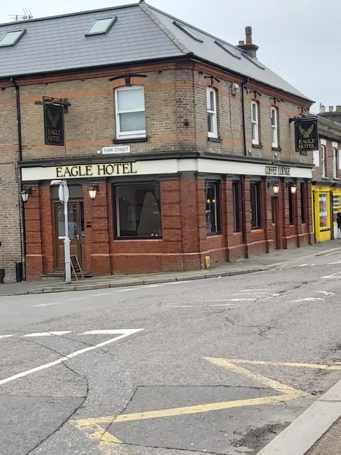 Eagle Hotel Luton Airport Luaran gambar