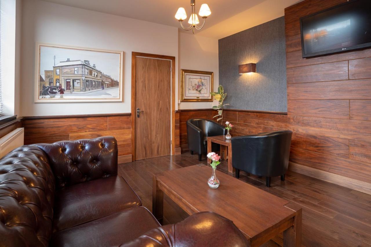 Eagle Hotel Luton Airport Luaran gambar