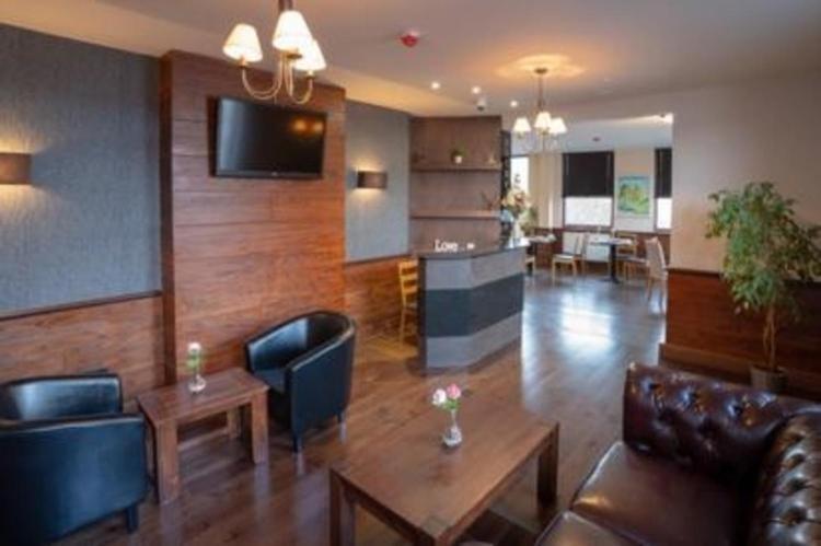 Eagle Hotel Luton Airport Luaran gambar